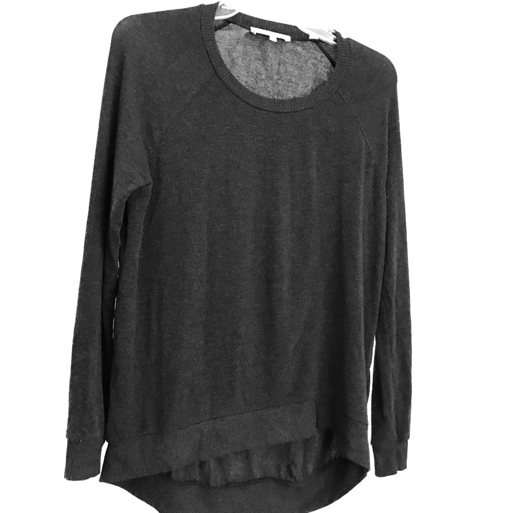 Bella Luxx high-low pullover Sweater in grey